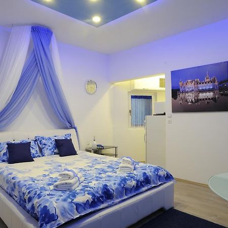 Apartment Rinaldi Lux Belgrad Exteriör bild