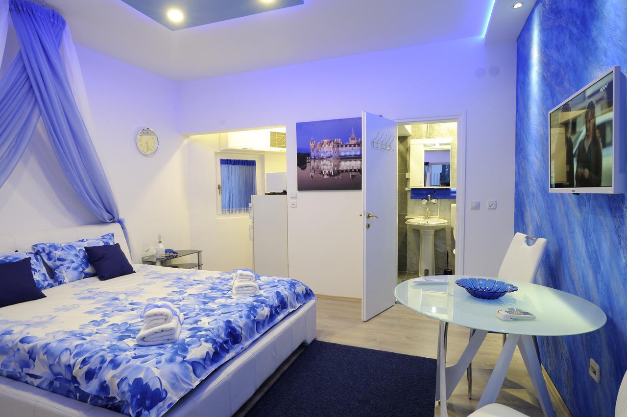 Apartment Rinaldi Lux Belgrad Exteriör bild