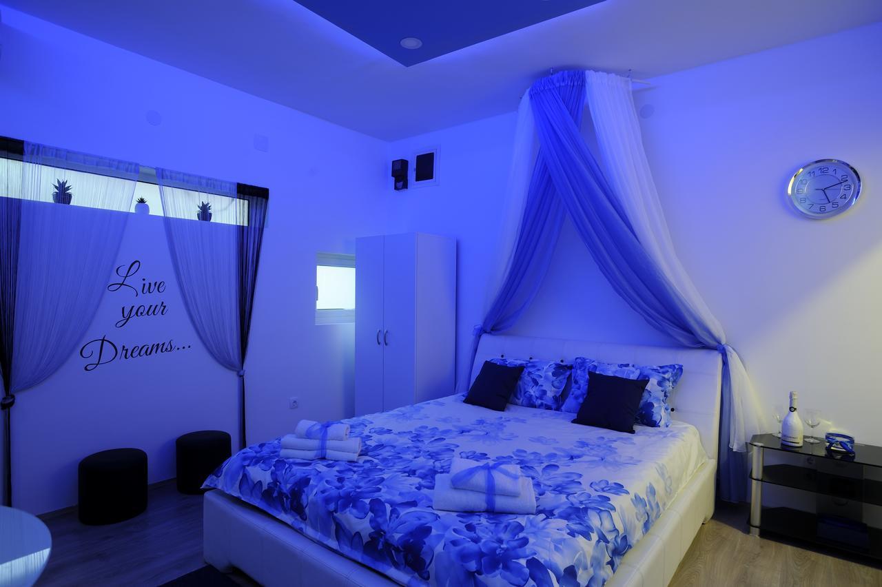 Apartment Rinaldi Lux Belgrad Exteriör bild