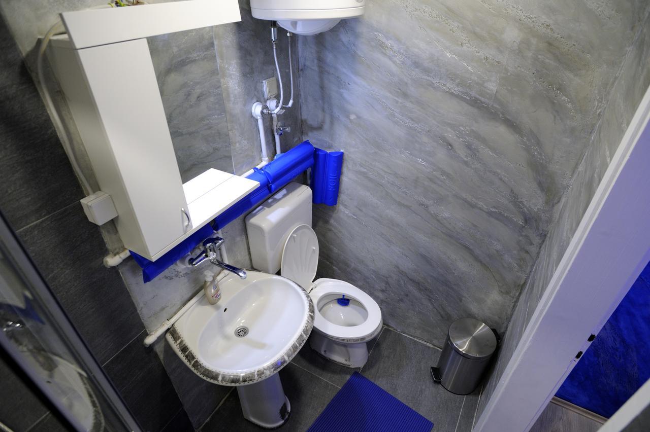 Apartment Rinaldi Lux Belgrad Exteriör bild