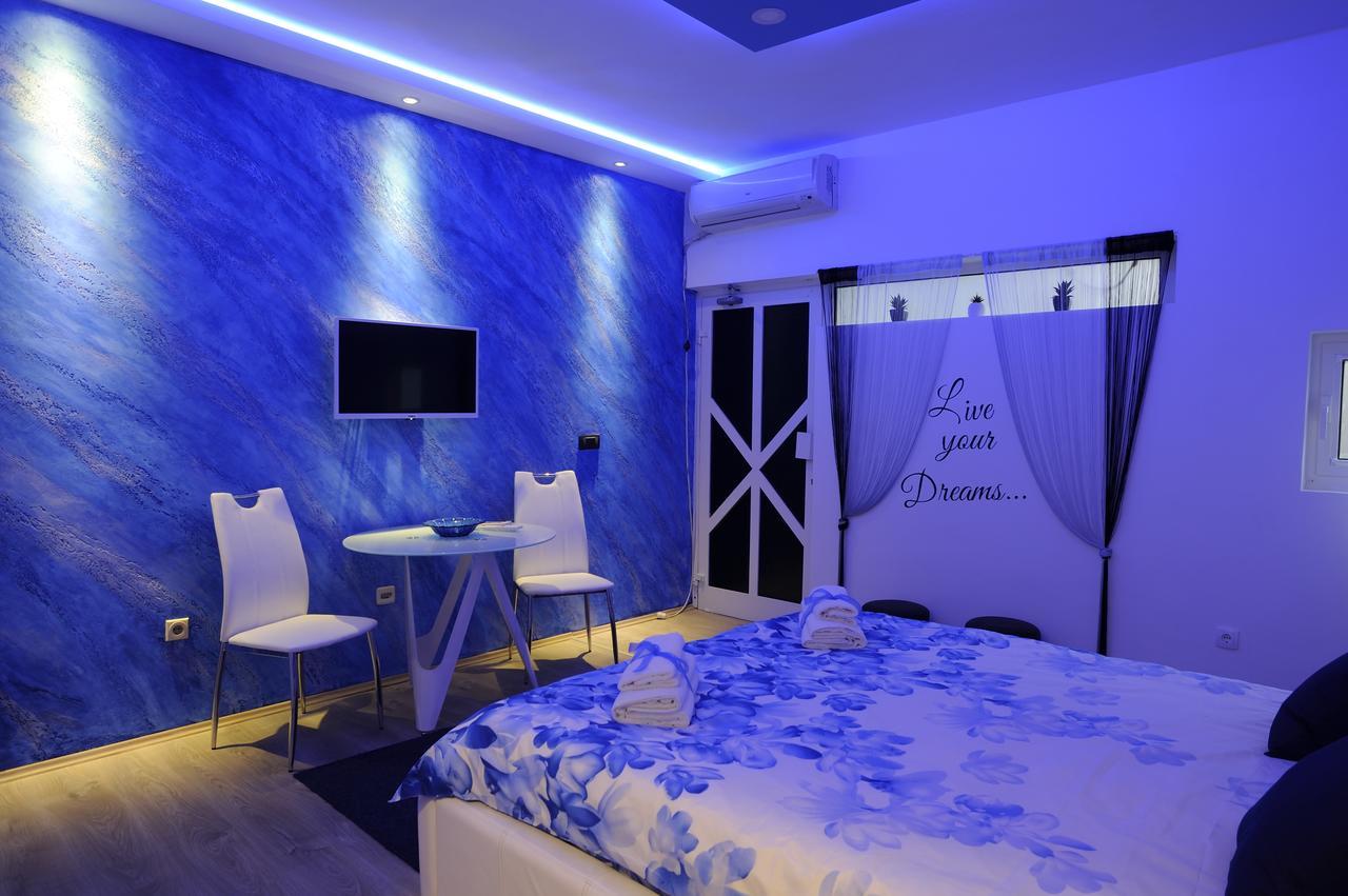 Apartment Rinaldi Lux Belgrad Exteriör bild